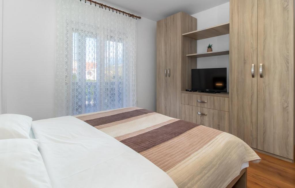 Apartment App 4+1 S Dvije Spavace Sobe Selce